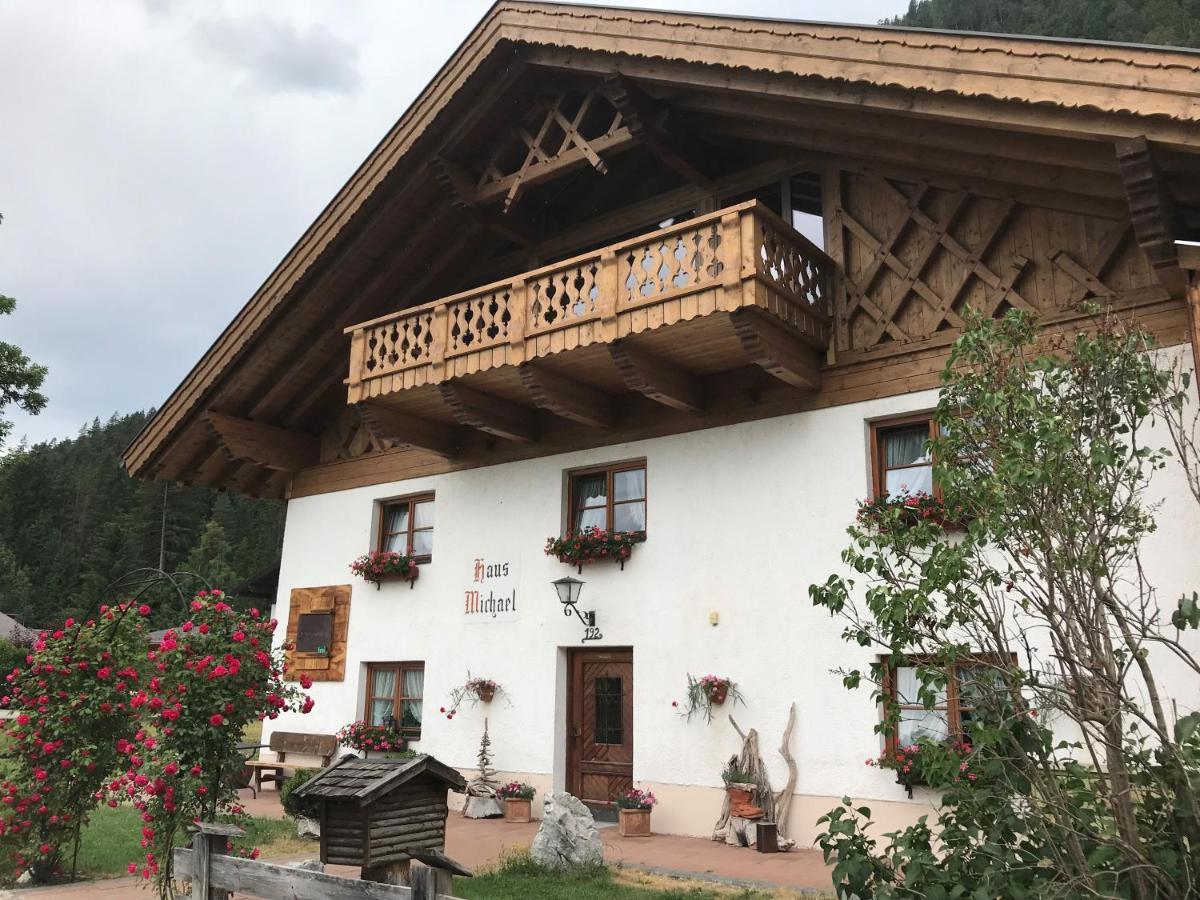 Landhaus Manuela & Haus Michael Leutasch Eksteriør billede