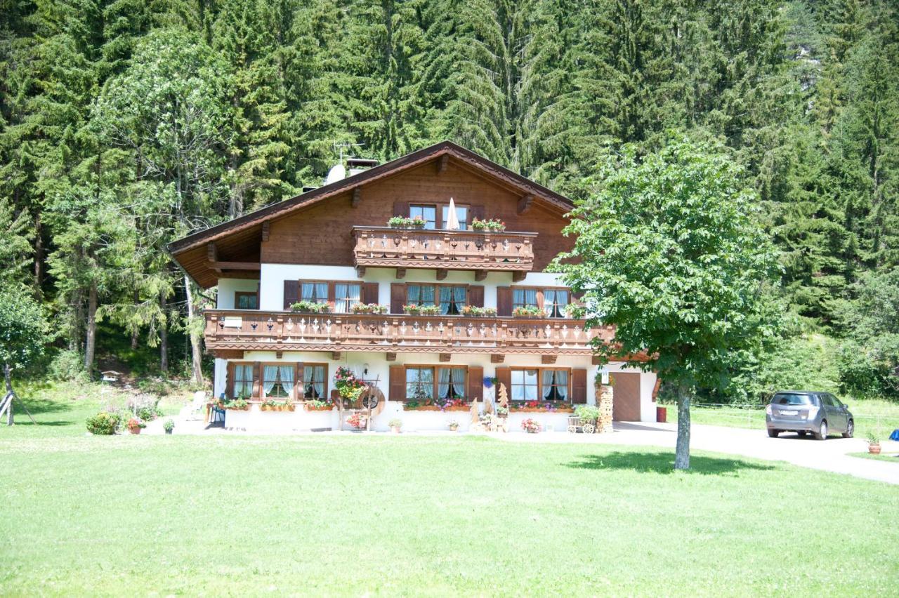 Landhaus Manuela & Haus Michael Leutasch Eksteriør billede